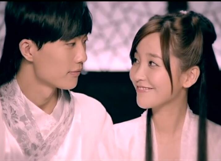 刘美麟只是朋友许嵩8年前的歌早已暗示粉丝最爱的是她