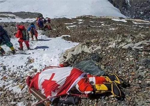 珠峰沉睡3具遗体睡美人绿靴子休息者为何数年来没人来认领