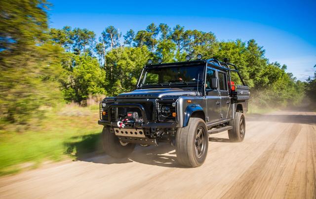 终极梦想座驾-路虎卫士130皮卡蝰蛇版