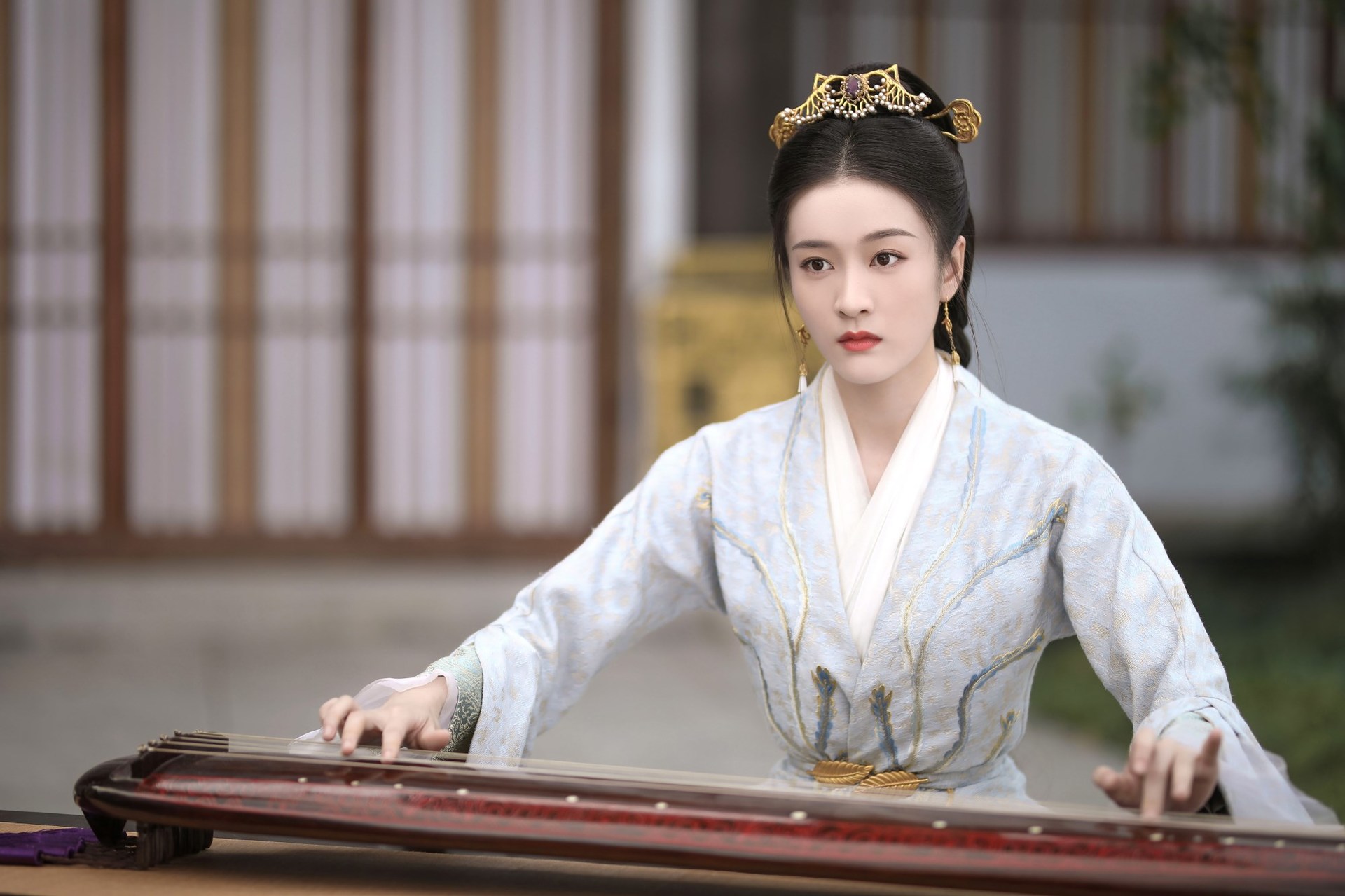 虽然口碑不是很好,但张雪迎的演技依然是95后小花中数一数二的