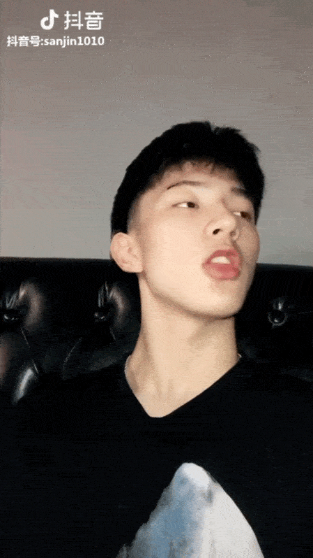 压帽杀镜中人百万wink抖音帅哥的打开方式有点多