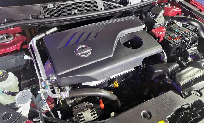 新启辰t90采用了东风日产的主流动力系统——mr20缸内直喷发动机和