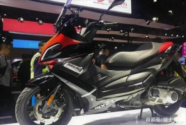 车友问,阿普利亚新出的250踏板怎么样?