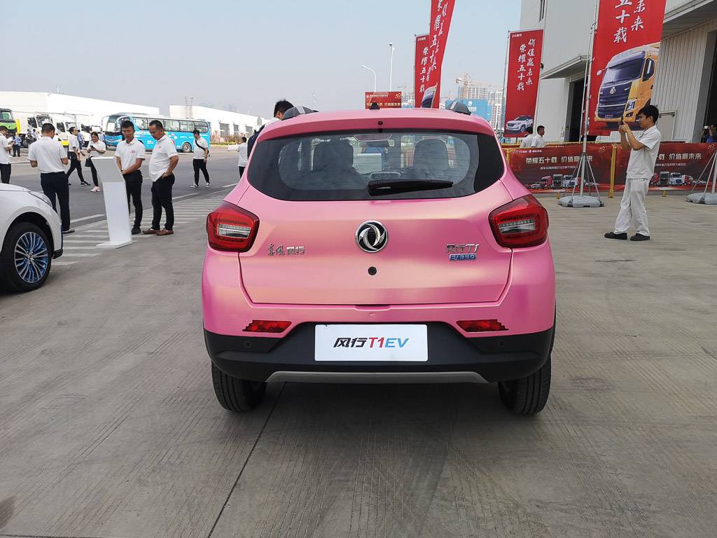 东风风行t1ev首次亮相,综合续航里程为271公里