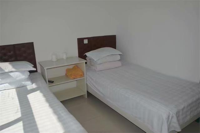 周末北京京郊延庆柳沟门牌68民宿体验下柳沟的豆腐宴有何不同?