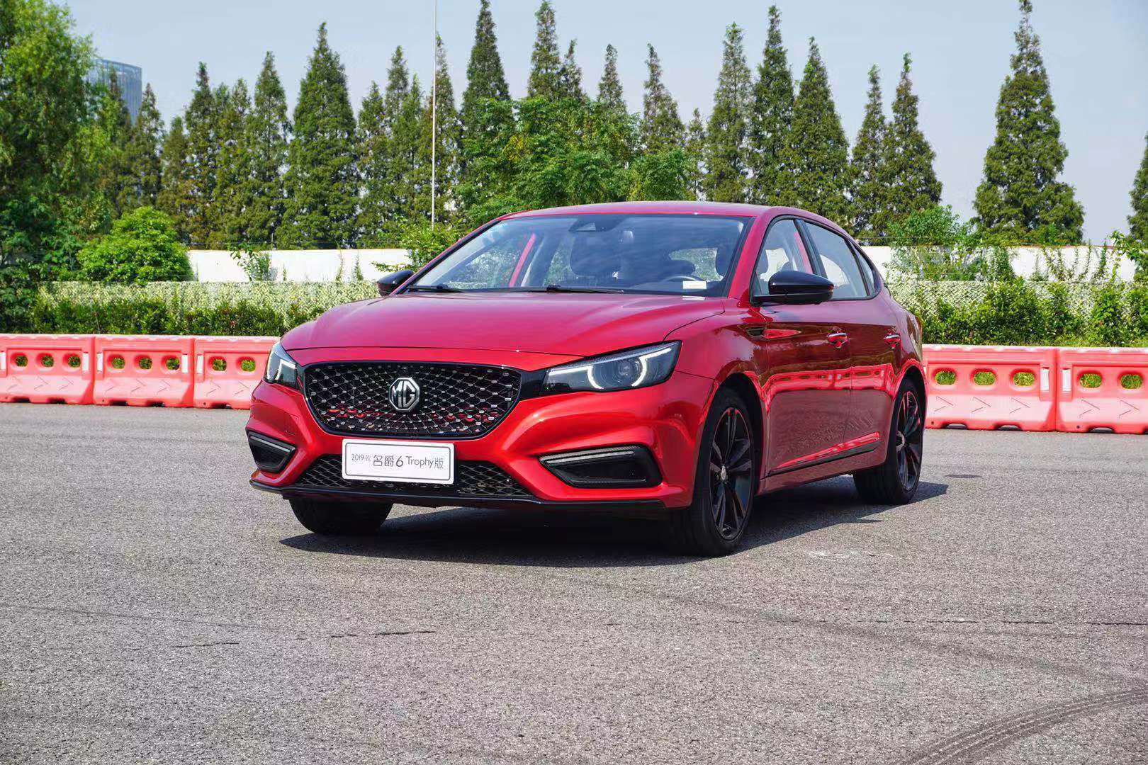 名爵6酣战日系销量王,15万究竟买什么轿车合适?-新浪汽车