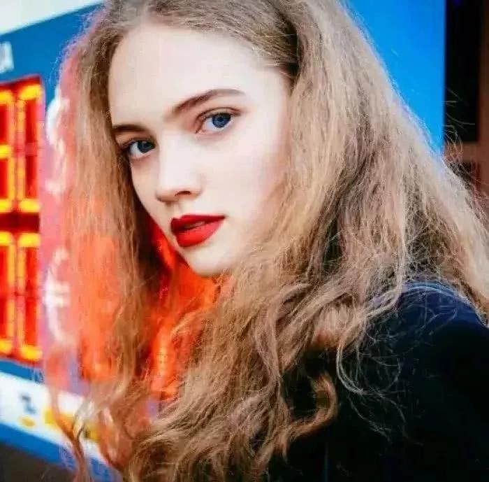 欧美女生头像大全丨最想的是你最不想打扰的还是你