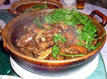 冬笋炆猫肉广东名菜口味独特