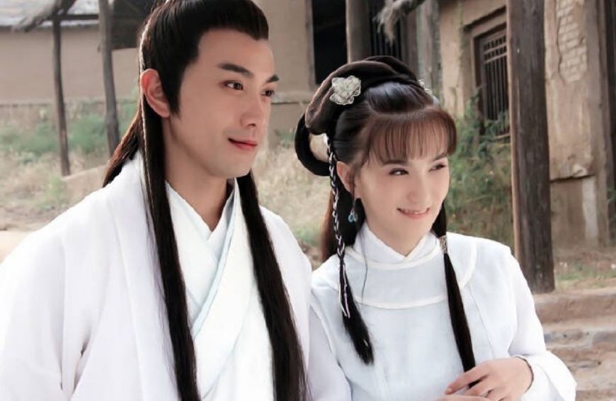 2,李寻欢李寻欢,江湖人送外号小李飞刀,古龙笔下人物 武功高强,是正义