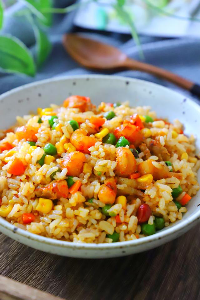 饭店都吃不到,香辣开胃,10分钟搞定,真过瘾|小龙虾|香辣|炒饭_新浪