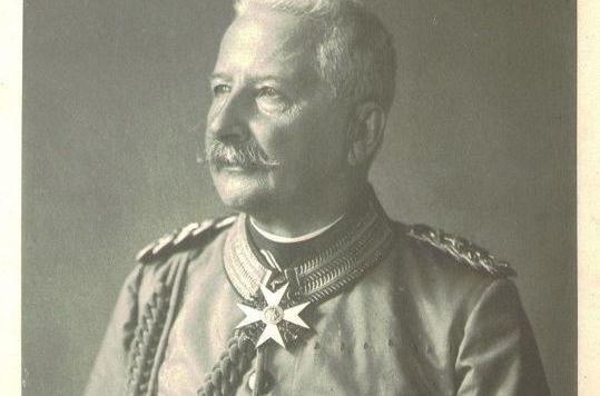 后来陆续增兵至5万,由德国陆军元帅阿尔弗雷德·冯·瓦德西任联军总