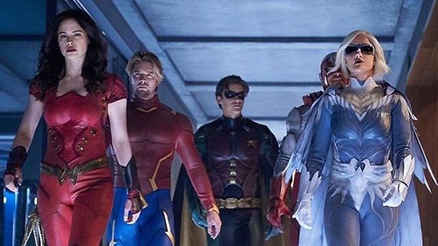 "唐娜特洛伊,"战鹰"汉克霍尔,"白鸽"朵恩格兰杰以及"水行少年"加斯