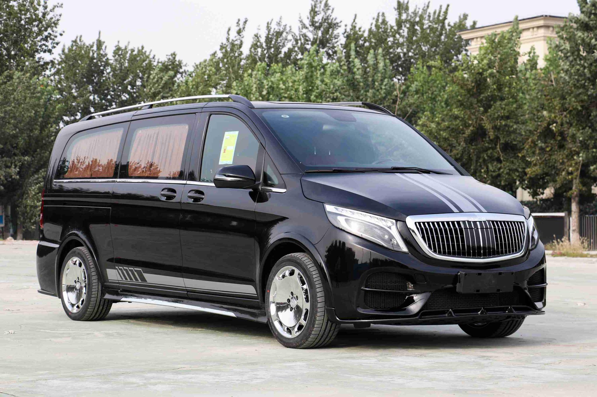 从内到外都奢华坐过的老板还都说好奔驰vs680迈巴赫版