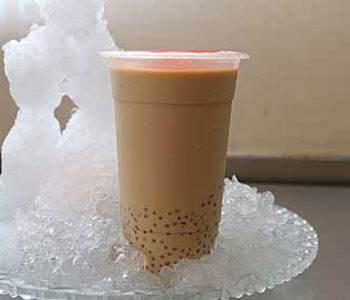 西米露奶茶怎么做?这一步很关键,做好奶茶又香又甜,还不腻