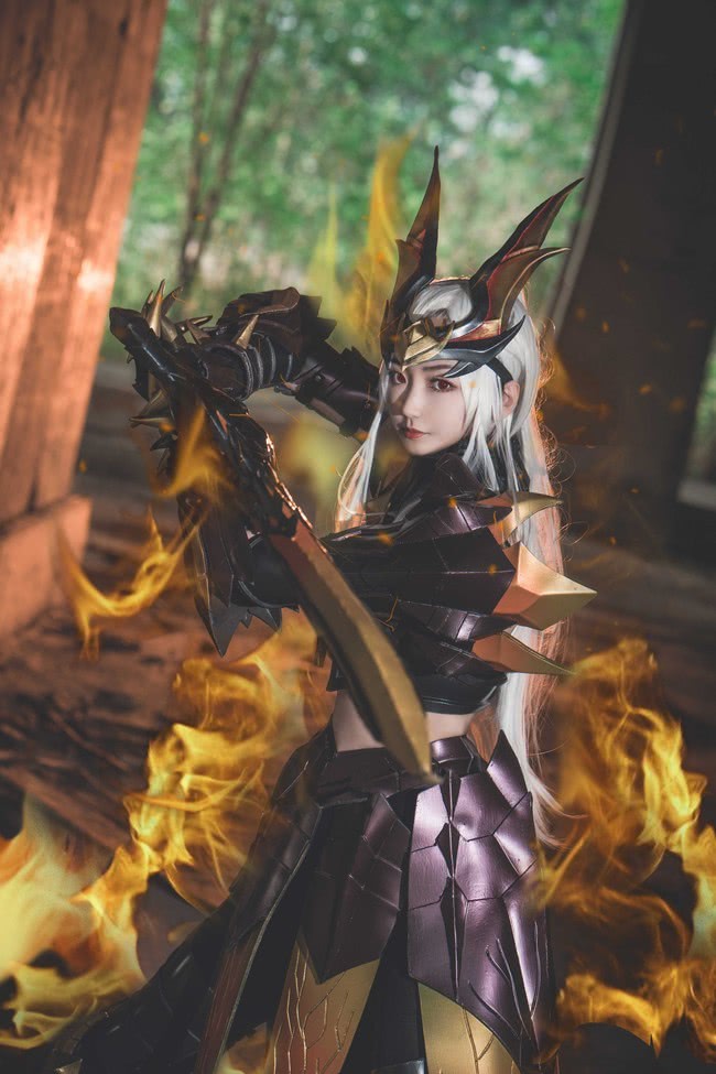 cos:王者荣耀,花木兰 水晶猎龙者