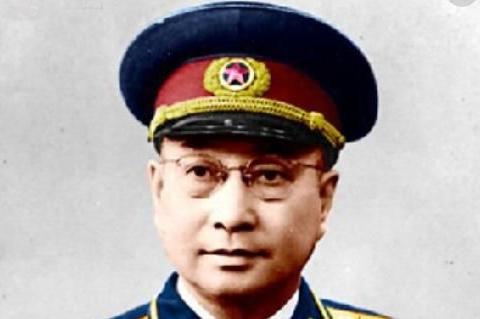 南昌起义林彪和粟裕担任什么职务