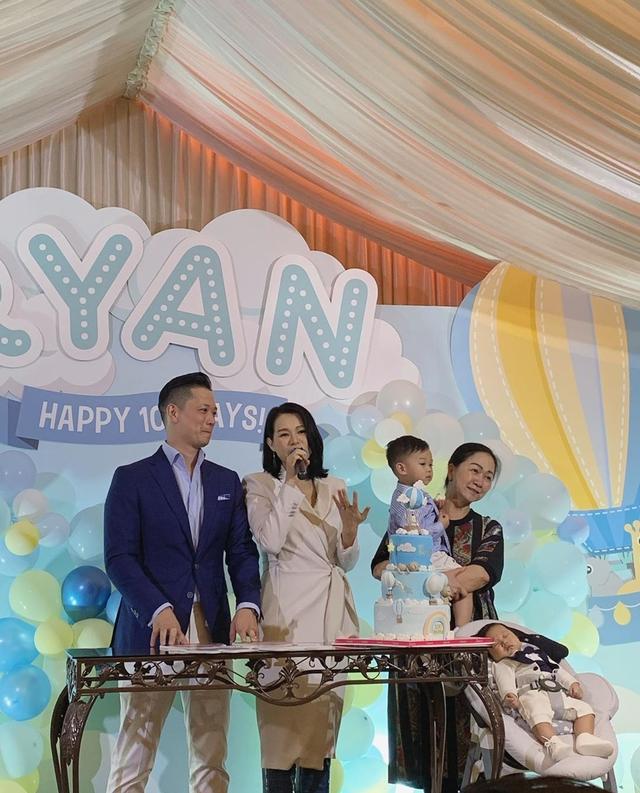 胡杏儿为小儿子办百日宴,睡觉的弟弟被强行营业,长得像极了哥哥