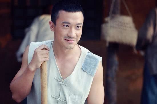 娘亲舅大》中,有很好的表现,也因为这部戏,被大家发现了他炸裂的演技