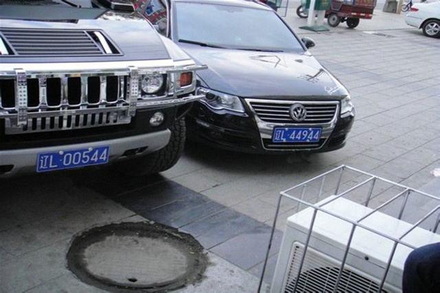 汽车在上牌照时,挑选什么样车牌号最好?带4带7的车牌你会要吗-新浪汽