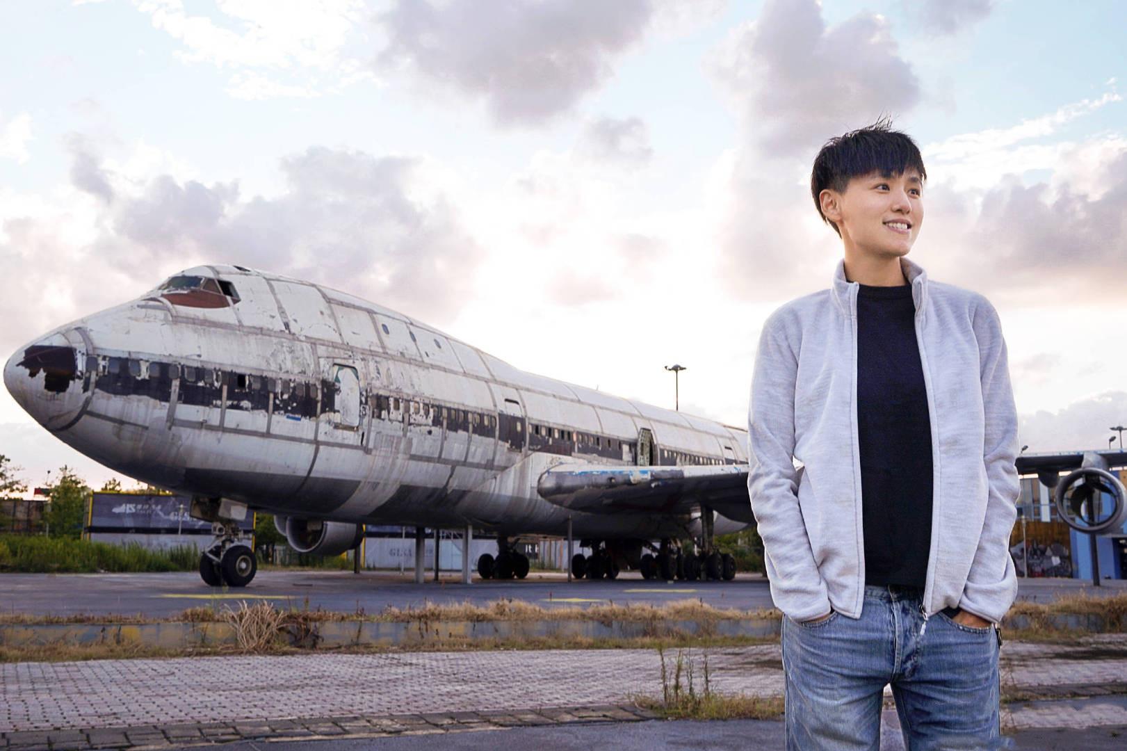 宋寅,中国大陆现有4个商用救助飞行队中仅有的两个女飞行员之一,现任