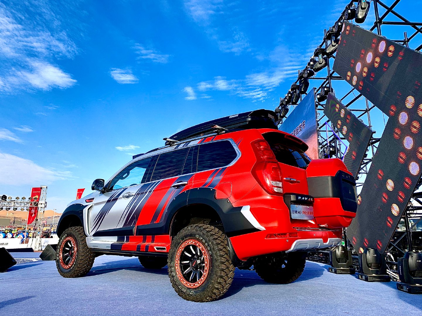 装备凶悍越野套件 哈弗h9·罗伦士改装版正式发布