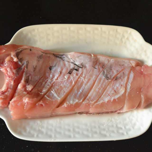 清蒸鲩鱼腩,不腥不腻味道鲜美|鲩鱼|鱼腩|干葱头_新浪新闻