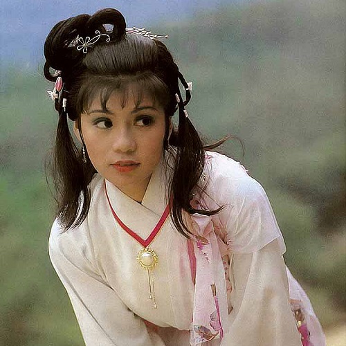 翁美玲当年拍射雕打戏时受伤她告慰自己小痛不忍大事不成