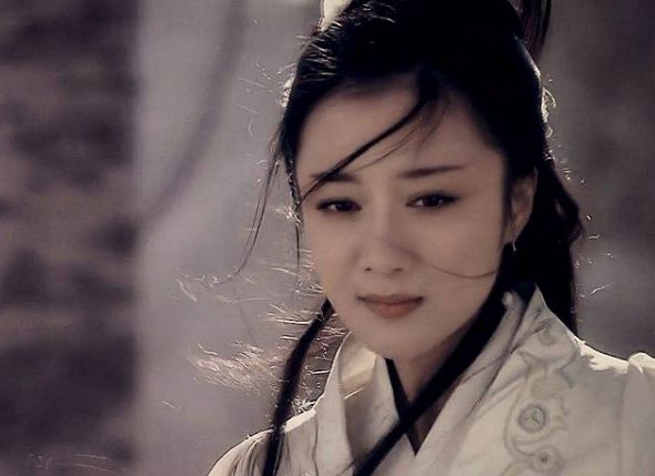 还记得知否的朱曼娘吗?看到她年轻时的照片,才明白啥是神仙颜值