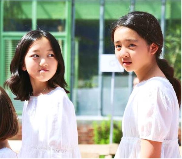 黄多多十三岁化妆染发没少女清新被妹妹秒杀,黄磊式教育再惹争议