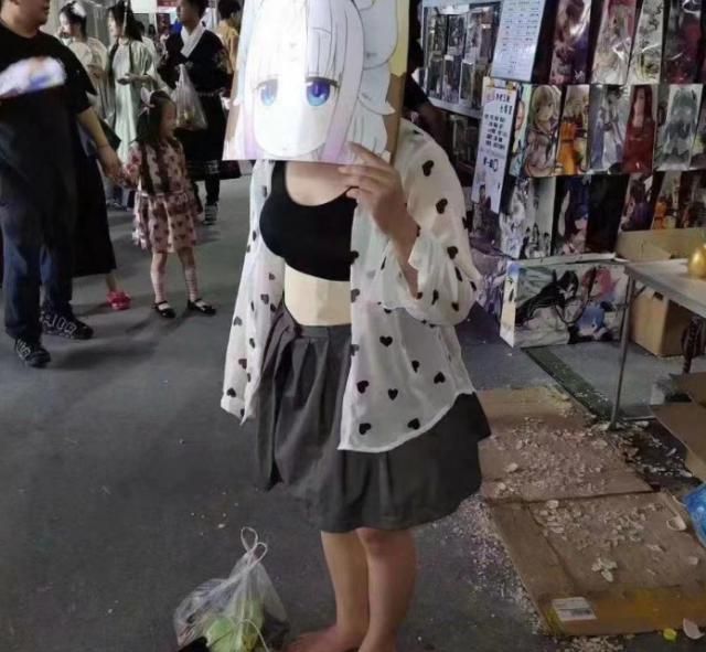 漫展还有人cos乔碧萝光脚造型吸引眼球网友犀利点评