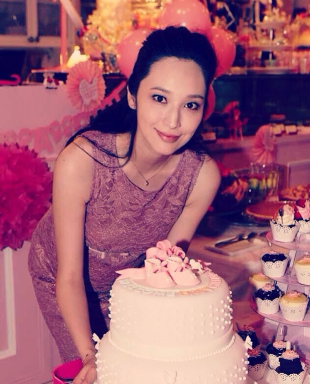 吴佩慈未婚再怀第四胎?怀孕只胖肚子 她到底什么时候能嫁入豪门?