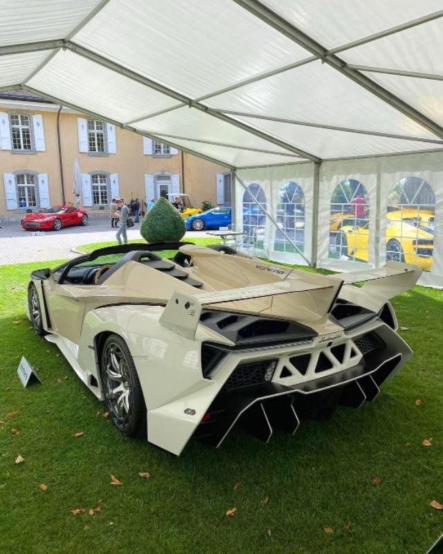 全球限量9台的兰博基尼veneno敞篷版,犀利的帅!