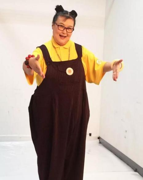 她是中国最胖女演员,丈夫不离不弃照顾她,现今为爱狂瘦140斤