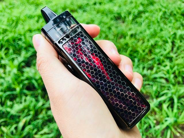 它的设计理念灵感源自于达芬奇对科技的创新与艺术的热爱,设计本身就