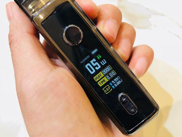 烟民福音可替代传统烟草的voopoovinci智能电子烟