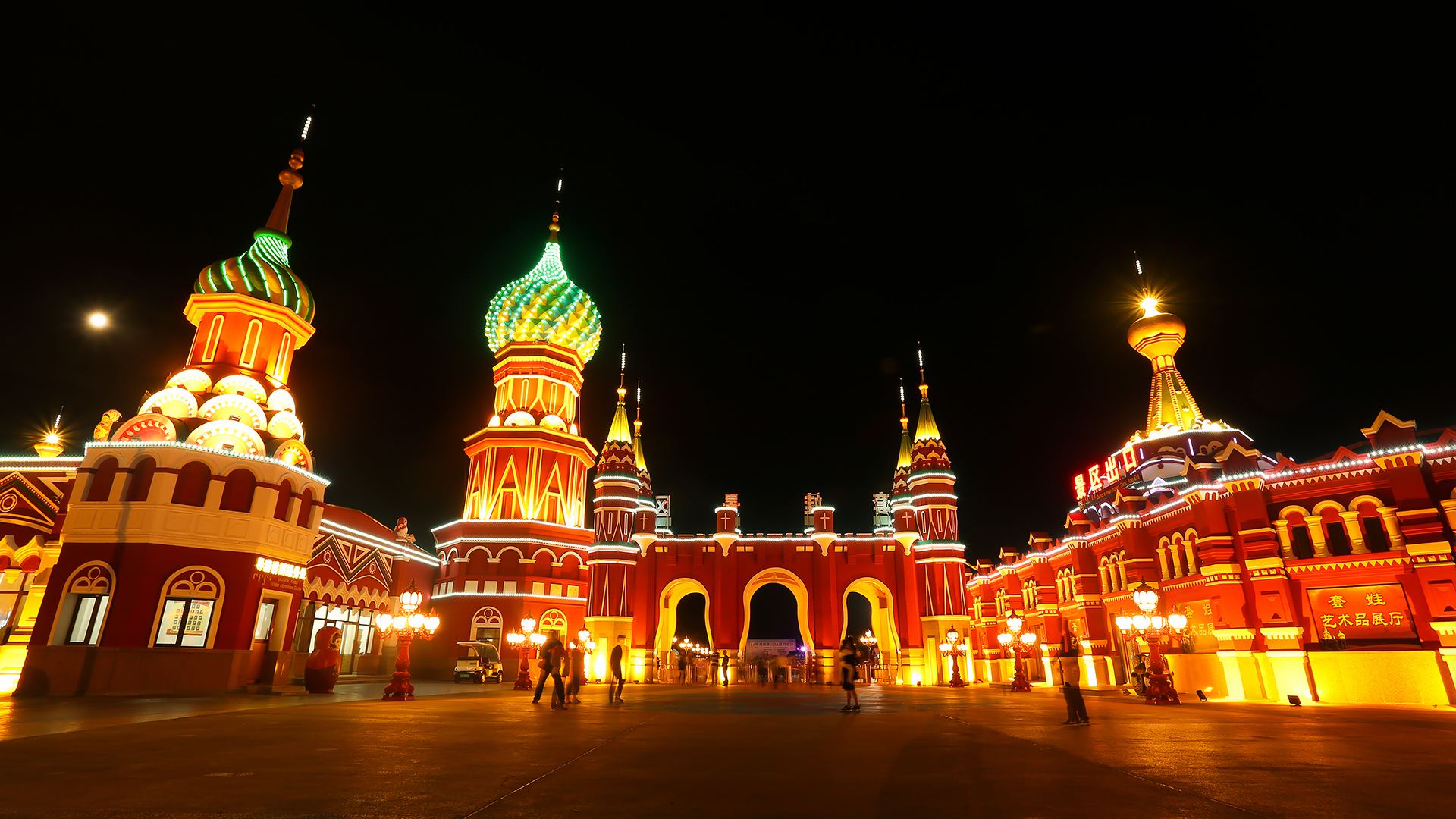 中俄边界上的一座城市满大街都是俄罗斯元素深受国内游客喜爱