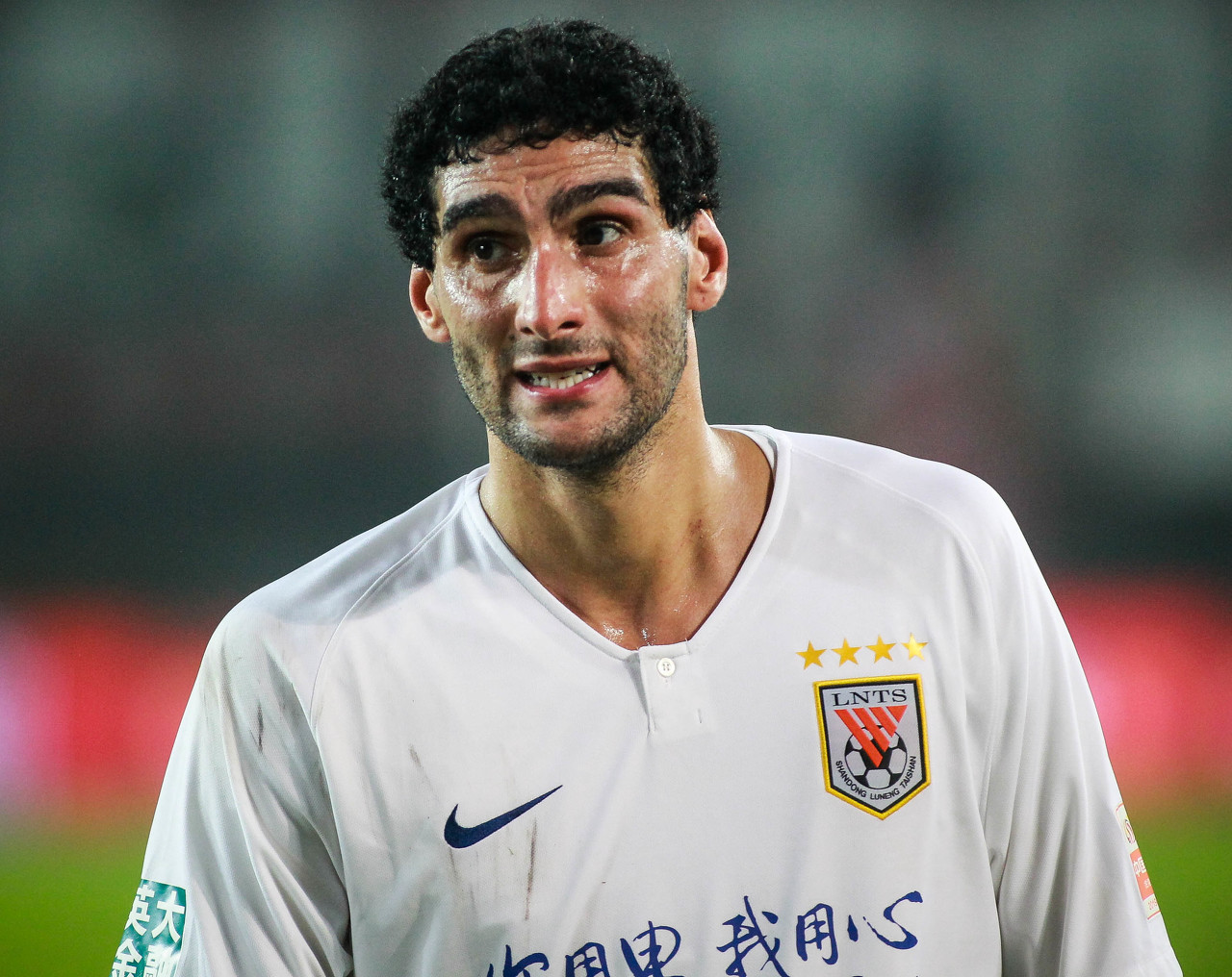 比利时主帅尊重费莱尼选择中超结束再谈登贝莱回归国家队的事