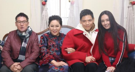 向佐婚后大变样,蜜月第一天吓哭郭碧婷,向太回应:都是编的