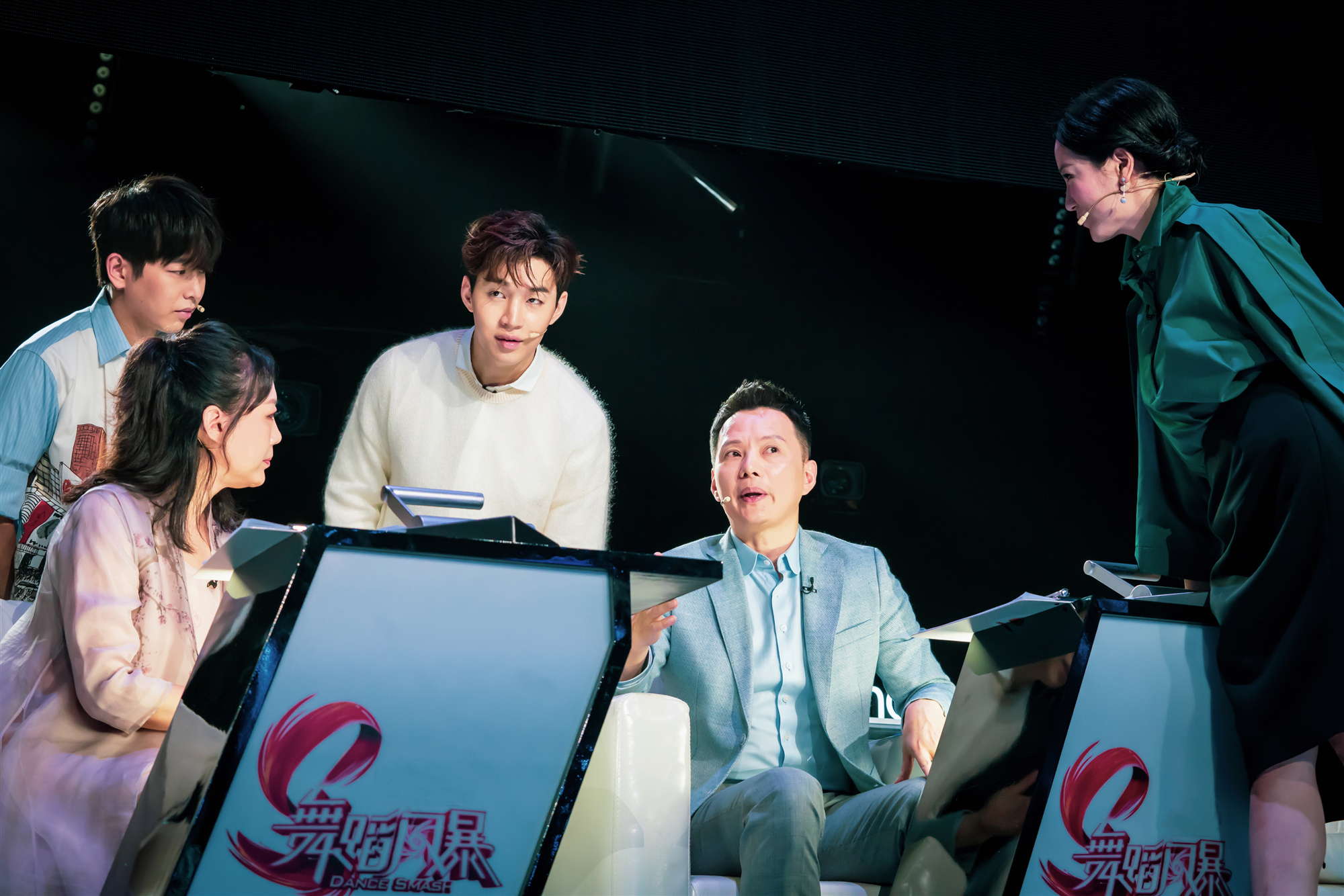 《舞蹈风暴》 多面综艺感助力起舞盛宴|舞蹈风暴|刘宪华|舞者_新浪