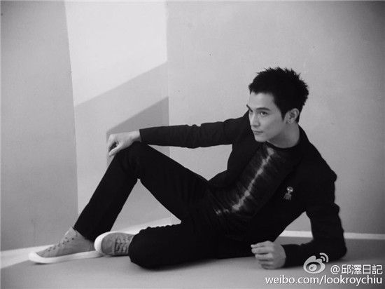 否认与帝宝男有私交,不承认与邱泽有恋情,37岁张钧甯啥时嫁人?