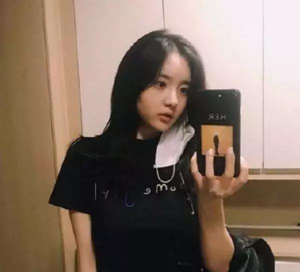 又一韩国女星承认出柜!同性女友为结婚,打男性荷尔蒙扮成小鲜肉