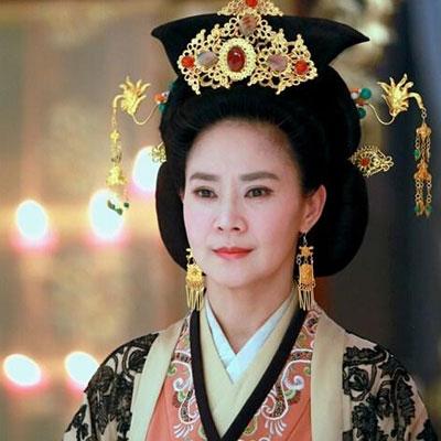 婉君俞小凡被骗获赔1千万,曾原谅出轨丈夫,今儿女双全生活幸福