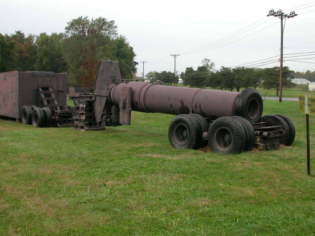 二战时最大口径火炮,"小戴维"破坏力惊人,弹坑有单元楼那么大