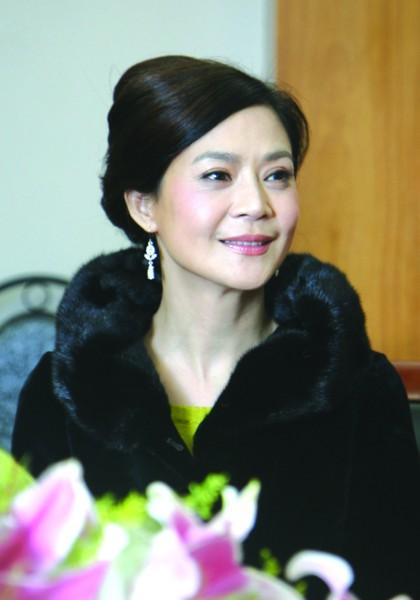 婉君俞小凡被骗获赔1千万,曾原谅出轨丈夫,今儿女双全生活幸福