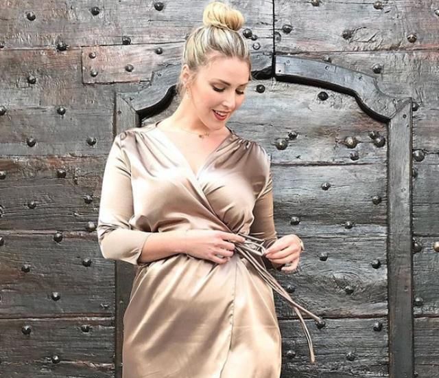 175斤大码模特,鱼尾裙凸显好身材,坦言健身塑造优美身线