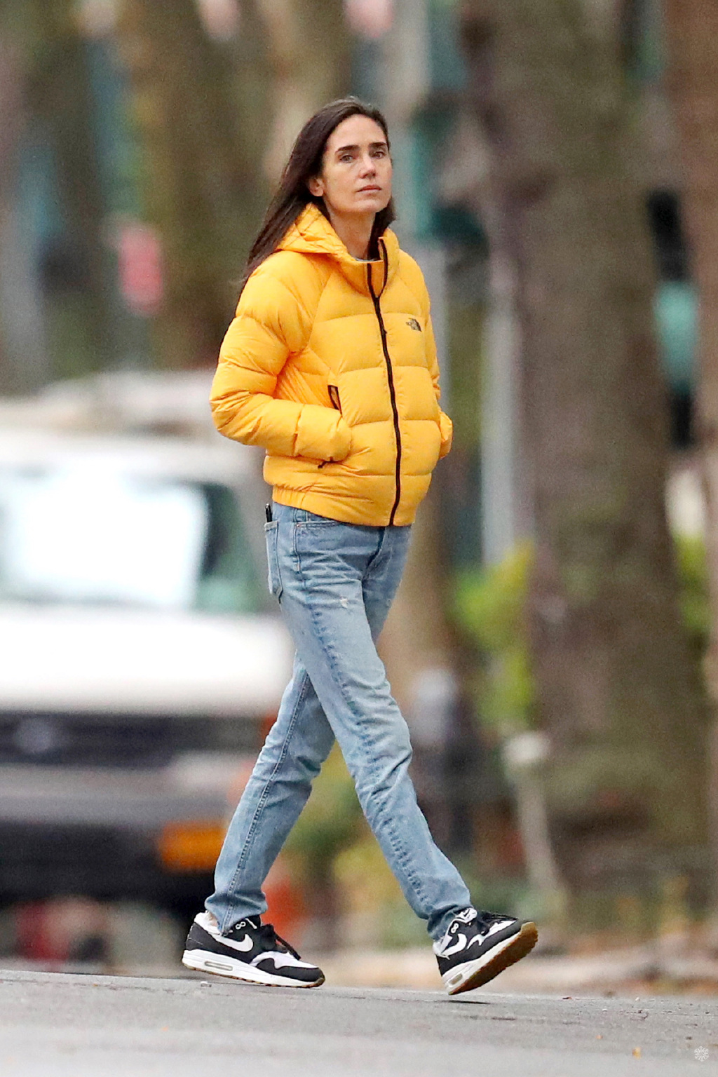 贾维斯保罗贝坦尼现身街头190长腿帅哥比幻视好看太多