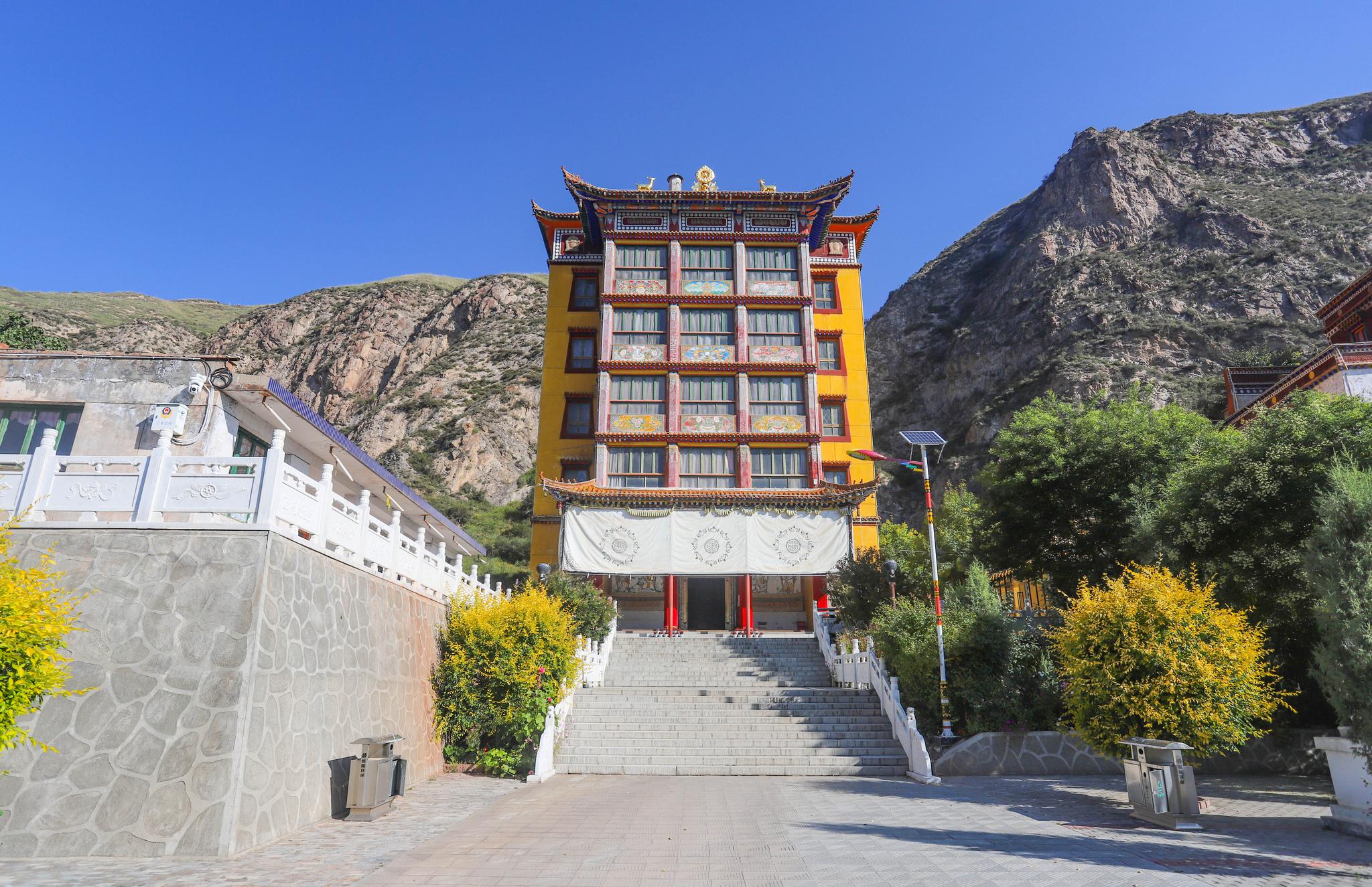 戈壁沙漠雪山人文都有,来到这里瞬间被惊艳|甘肃|天堂寺|武威_新浪