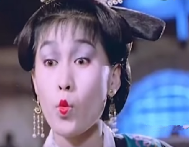 80后童年时期必看的僵尸片中也经常出现王玉环的身影.