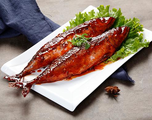 小贴士: 茄汁鱼做好后冷藏放置数小时后更入味.