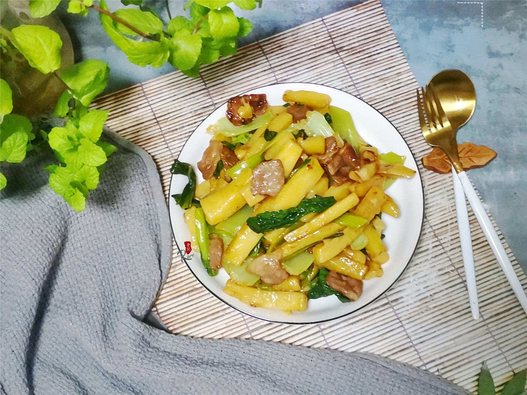 "黄果"是松阳当地的特色美食,每次这样炒,儿子都要一大盘__财经头条